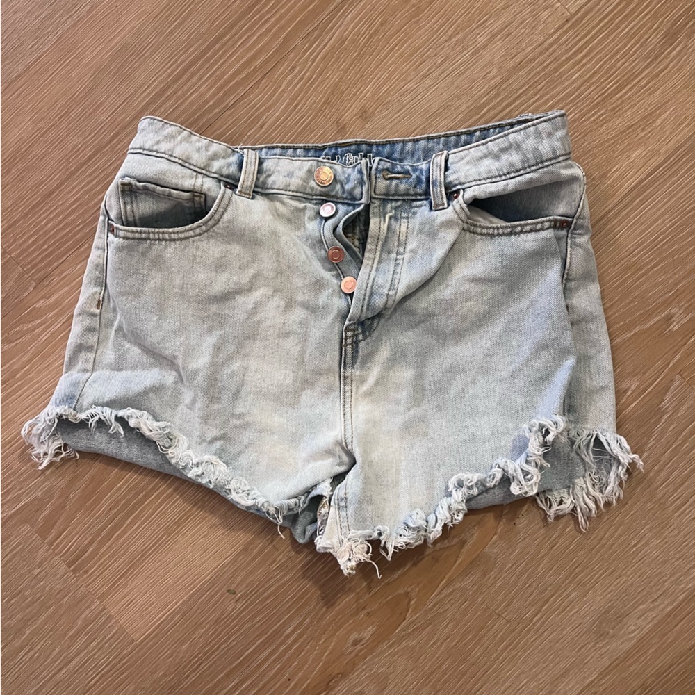 Wild fable bleach wash button up cut off Jean shorts